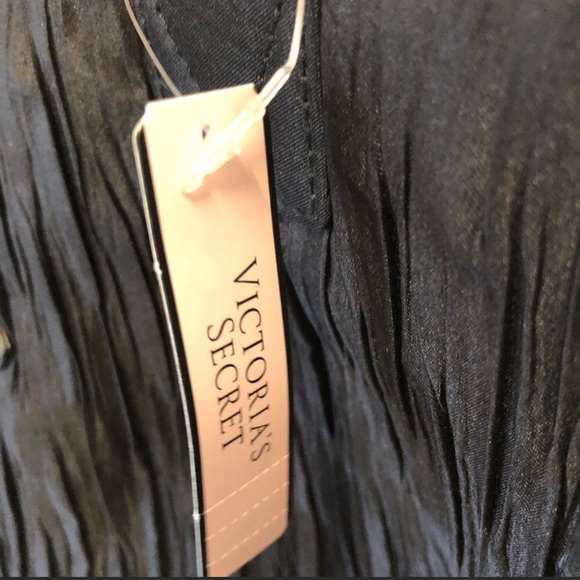 Victoria’s Secret Black Ruched Tote Bag NWT - Picture 8 of 8